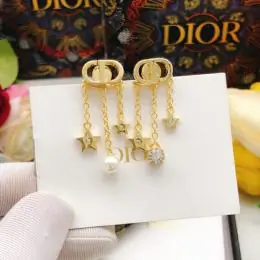 christian dior boucles doreilles pour femme s_1252550